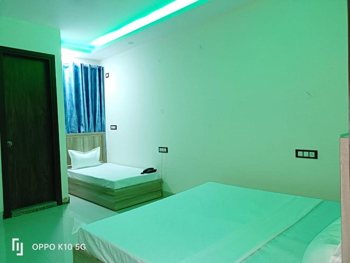 Hotel Travel Inn At Delhi Airport New Delhi Exterior photo