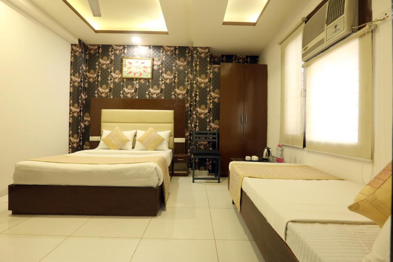 Hotel Travel Inn At Delhi Airport New Delhi Exterior photo